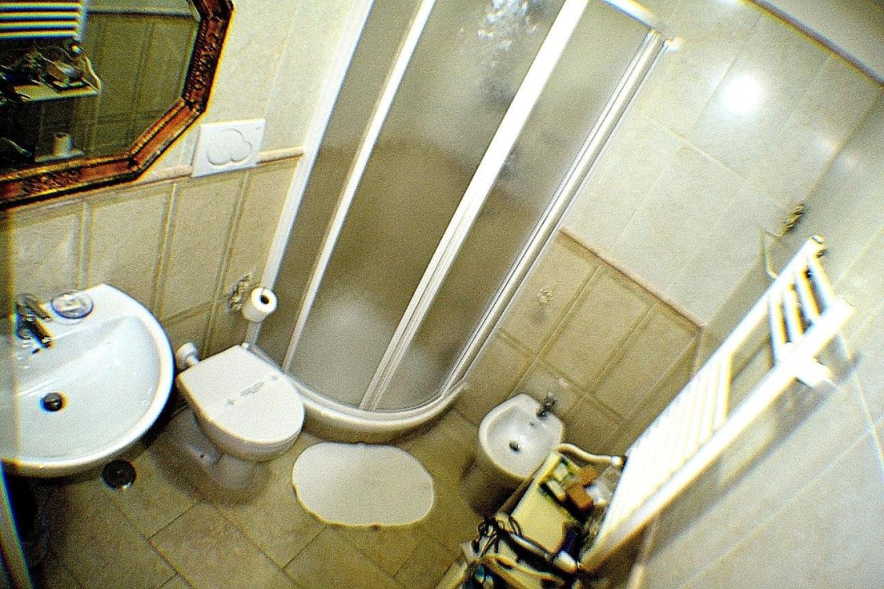 Tucci'S Roma Guest House Ngoại thất bức ảnh