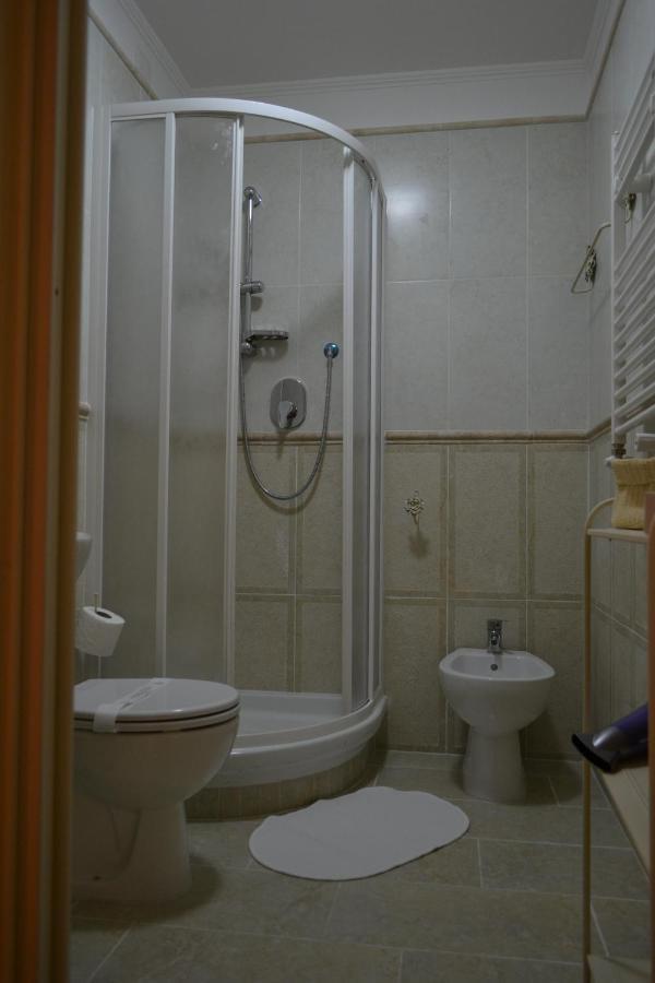 Tucci'S Roma Guest House Ngoại thất bức ảnh