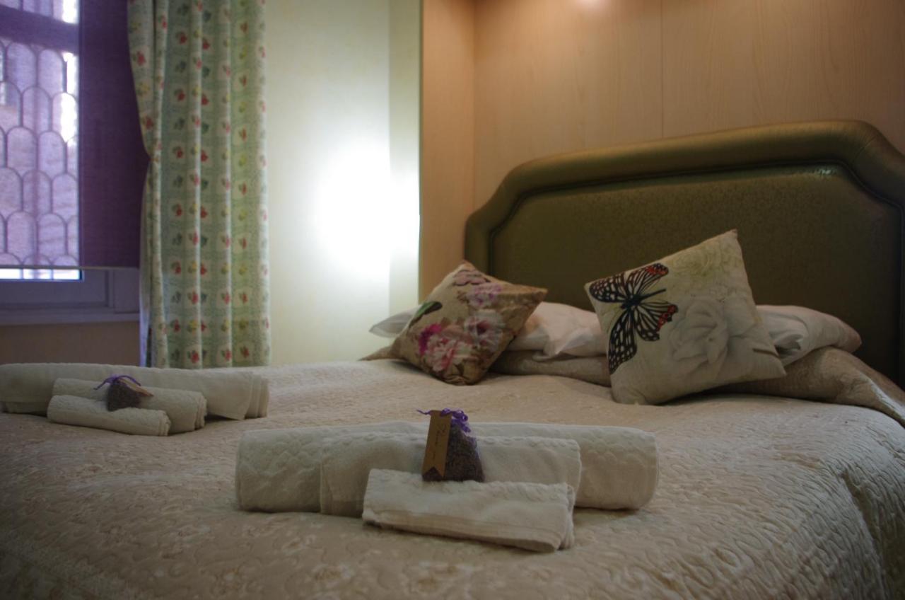 Tucci'S Roma Guest House Ngoại thất bức ảnh