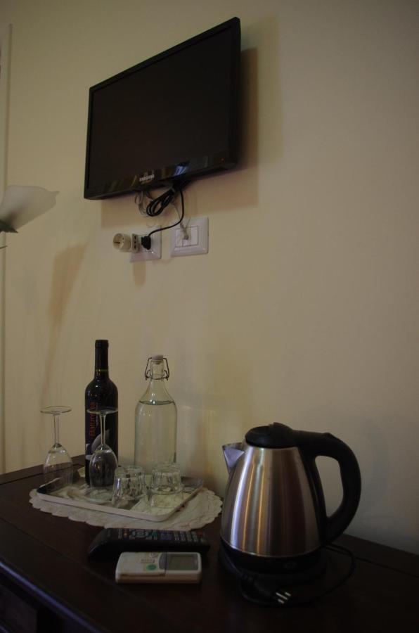 Tucci'S Roma Guest House Ngoại thất bức ảnh